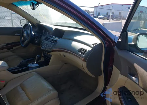 2009 Honda Accord 3.5 Ex-L from USA, damaged, VIN 1HGCP36829A034165